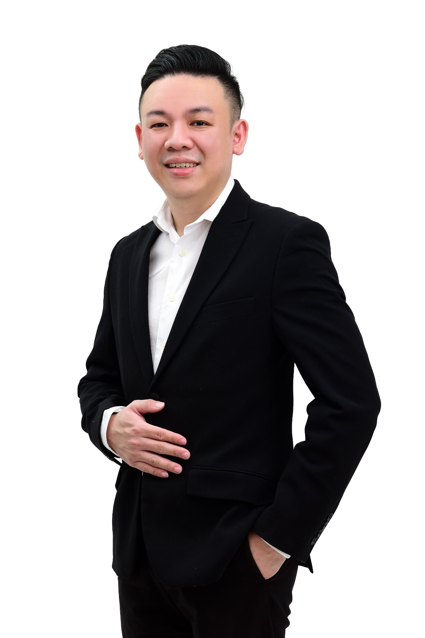 Hamson Tan 职业照,分享海外获客理念